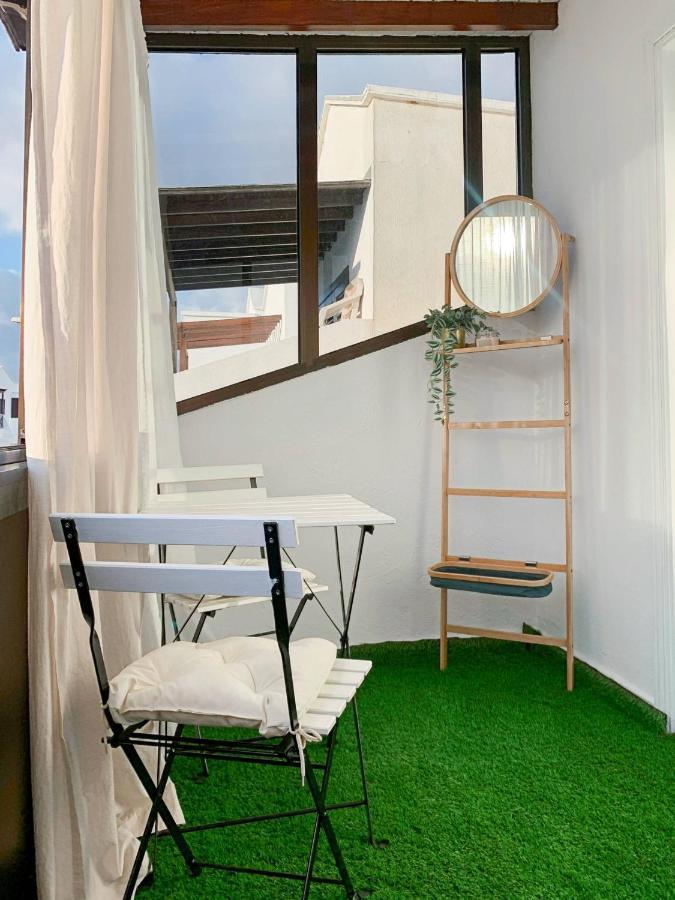 Habitaciones Privadas Cerca De La Playa Y Aeropuerto En Casa Compartida Con Otros Huespedes Playa Honda  Luaran gambar